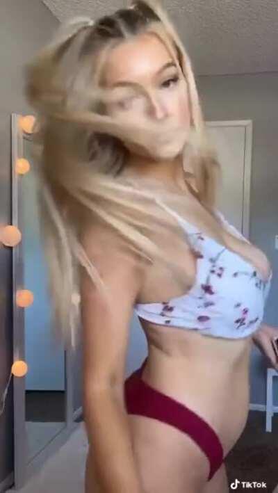 Cass her Pics and More Videos! Link in Comments