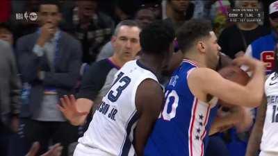 [Highlight] Tech for each Embiid and Brooks in final seconds of Philly and Grizzlies game