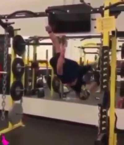 here comes my crush, I'll try to get her attention..