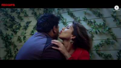 Sunny Leone enjoyed by fat ugly bastard part (2/5)
