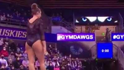 Skylar killough-Wilhelm University of Washington, gymnastics🤍💜🤸🏼‍♀️