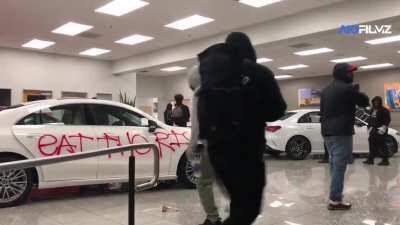 Rioters destroyed Mercedes Benz of Oakland and burned down a 150K+ AMG GTR.