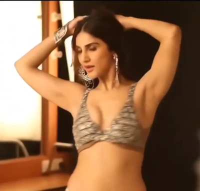 Vaani Kapoor hot actress