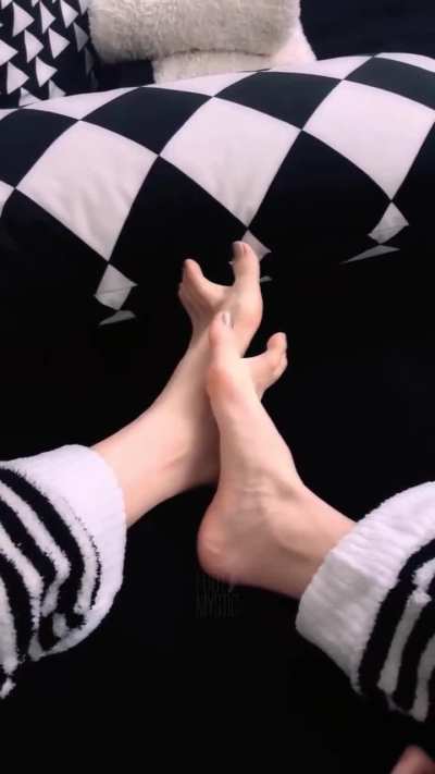 Asian women beautiful fpov flexible feet