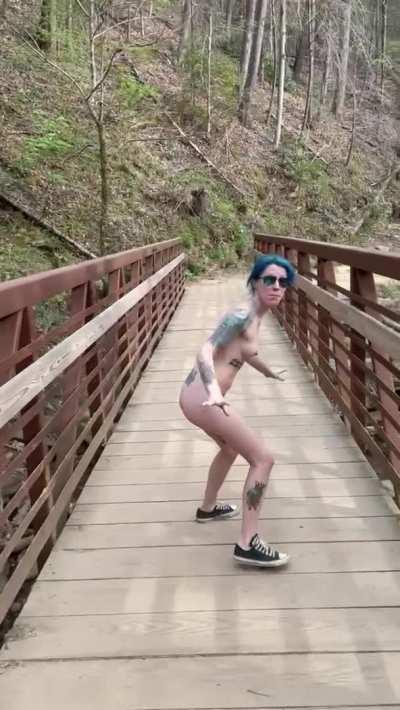 Would you have kept walking towards the oncoming hikers?