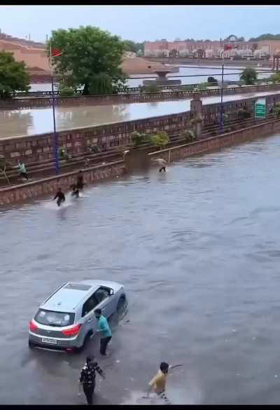 And then they say police is brutal 