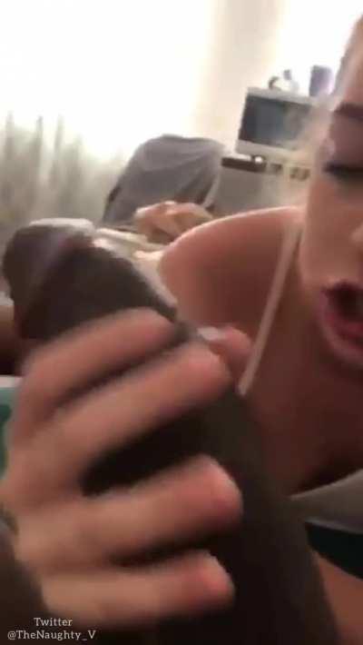 Cocks like this don't exist. It's an illusion.