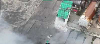 Unarmed, limping Russian soldier end up struck directly, launching soldier body onto rooftop. Verkhyna Tersa [Geolocation: 47.685840, 36.085179].