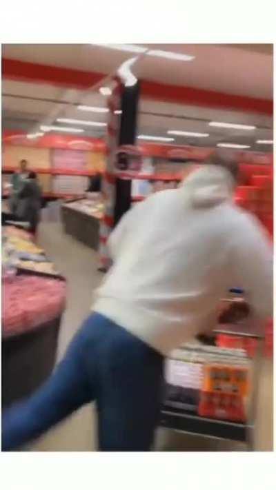 Jaja deleteado q noob 😎