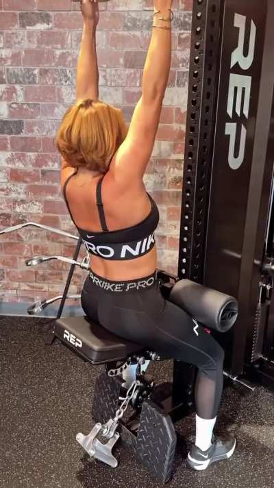 Joy Working Out At Gym | IG - 10/23/2025