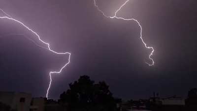 Captured this astonishing moment