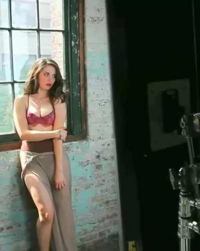 Alison Brie