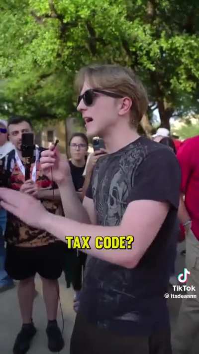 Average right winger