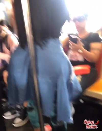 Big booty latina 🤪