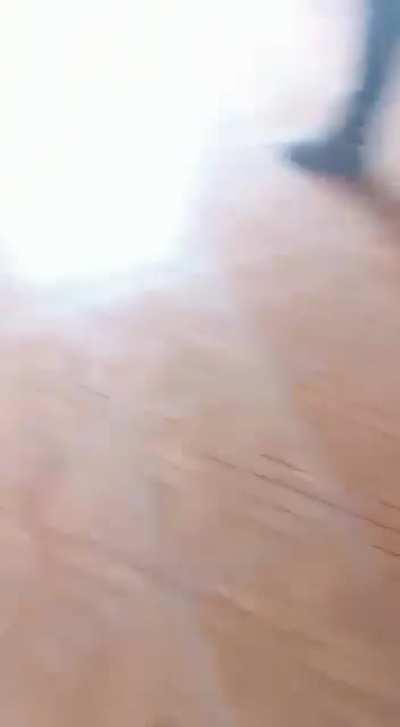 Gunman stormed a house and kill and individual, set the home on fire and kill the dogs. (Disturbing images)Celaya GTO