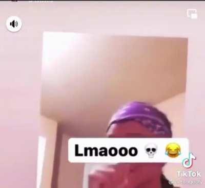 she know she dead wrong for pushing Lil N like that