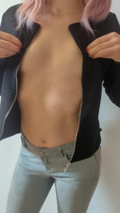 What the hell is she doing?? [video]