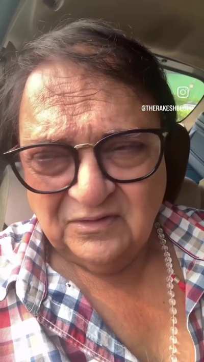 Rakesh Bedi talking about Satish Shah