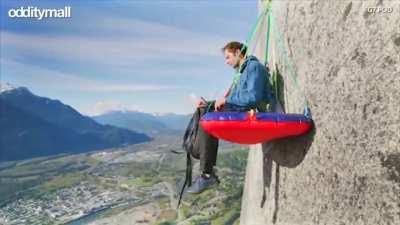 I couldnt even close my eyes for a minute