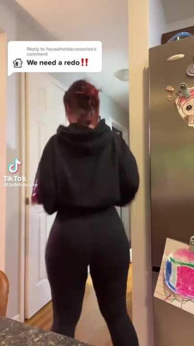 #Jadehascake the recoil is crazy 🤤