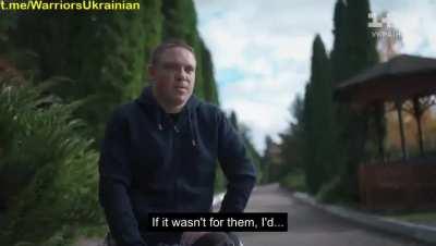 Medics of the SBU in action on the front lines.