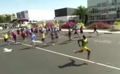 Usain Bolt vs random people