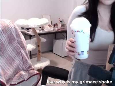 Hyoonâs pretty bouncy too ð