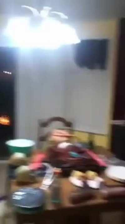 A una hermana de batalla de toca colaborar con un lobo espacial y un marine de la legion alfa.