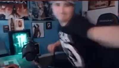 Streamer punches camera