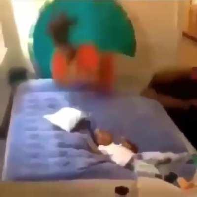 Já aconteceu isso comigo. Por isso tive poucos amigos