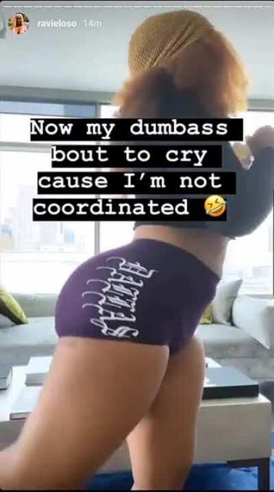 Here's the whole video🍑