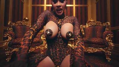 Cardi In Leopard Print