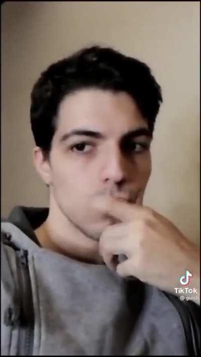 ¿Quien usa lubricante para hacerse la escalera al cielo?