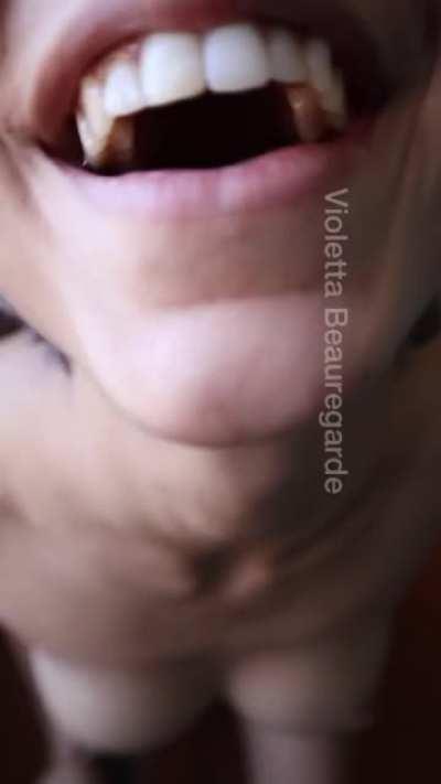 let me give you a little kiss💕