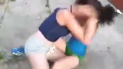 Fight over a guy with some biting lmao 🤣🤣.