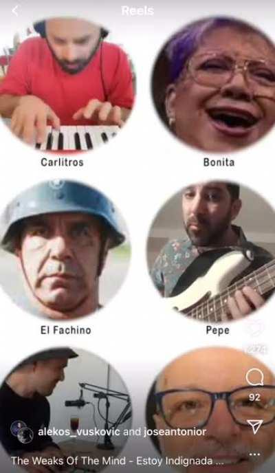 Un poco de musica para los que esperan las micros 👌