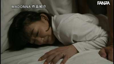 Since when does the female teacher get assigned to manage the boys on a senior class excursion! ~ Sho Noshino in URE-046