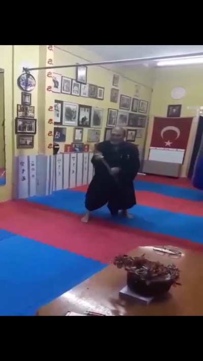 A t*rk sended me this am scared😰