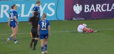 Katie McCabe and Ruby Mace, big fat asses ð