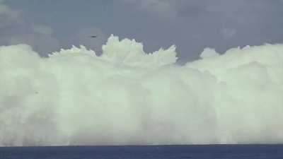 Uncut footage from 1958 of an underwater atomic blast.