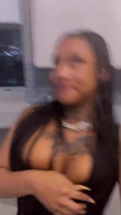 I heard claps and nothing else 