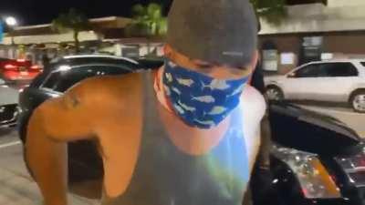 Man harassed and physically blocked when trying to pass through the area where BLM group was protesting