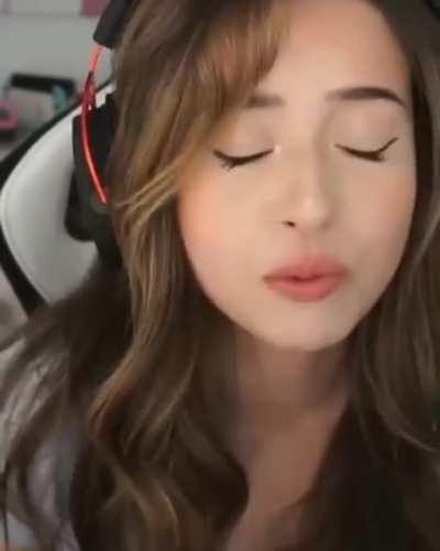 Pokimane_edit💯🍑💦