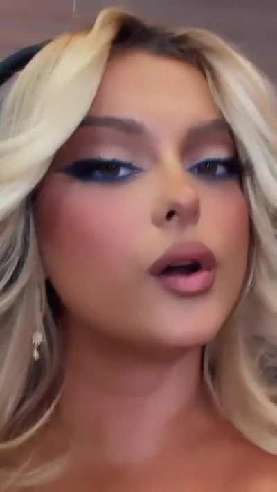 Instagram Video in the Studio (April 2023)