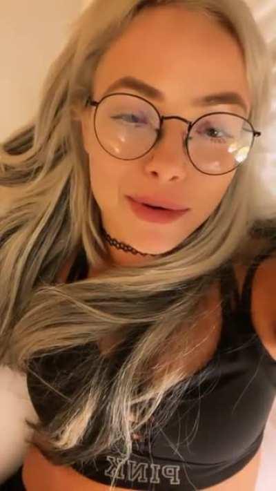 Sooooo sexy even jet lagged