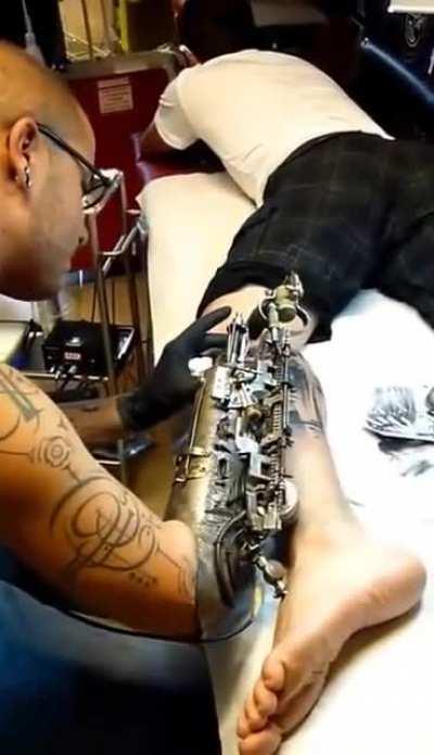 Tattooist Cyborg