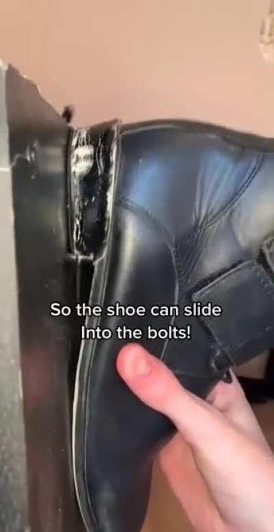 Michael Jackson's shoes in action.