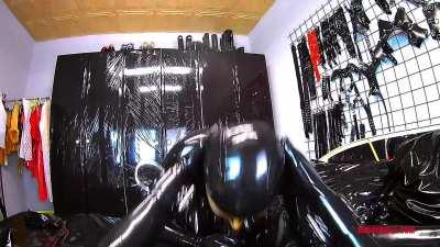 Love sucking rubber cock [F] [M]