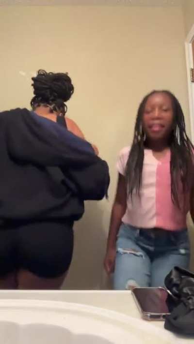 Thick everywhere😍