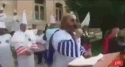 Dwane got hired as a writer for the new Steven Universe reboot! 😊